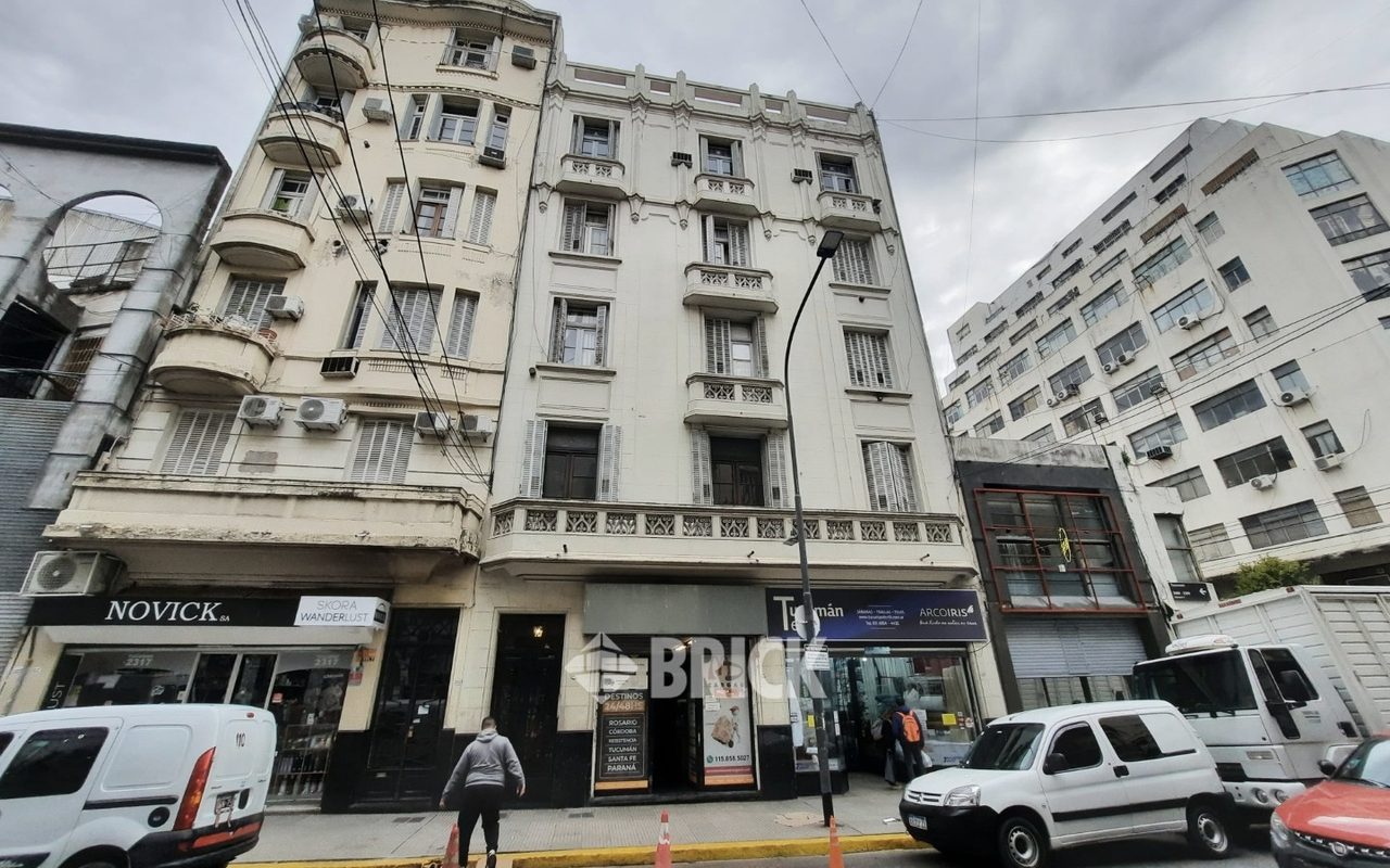 TUCUMAN al 2300 Piso 3 26
