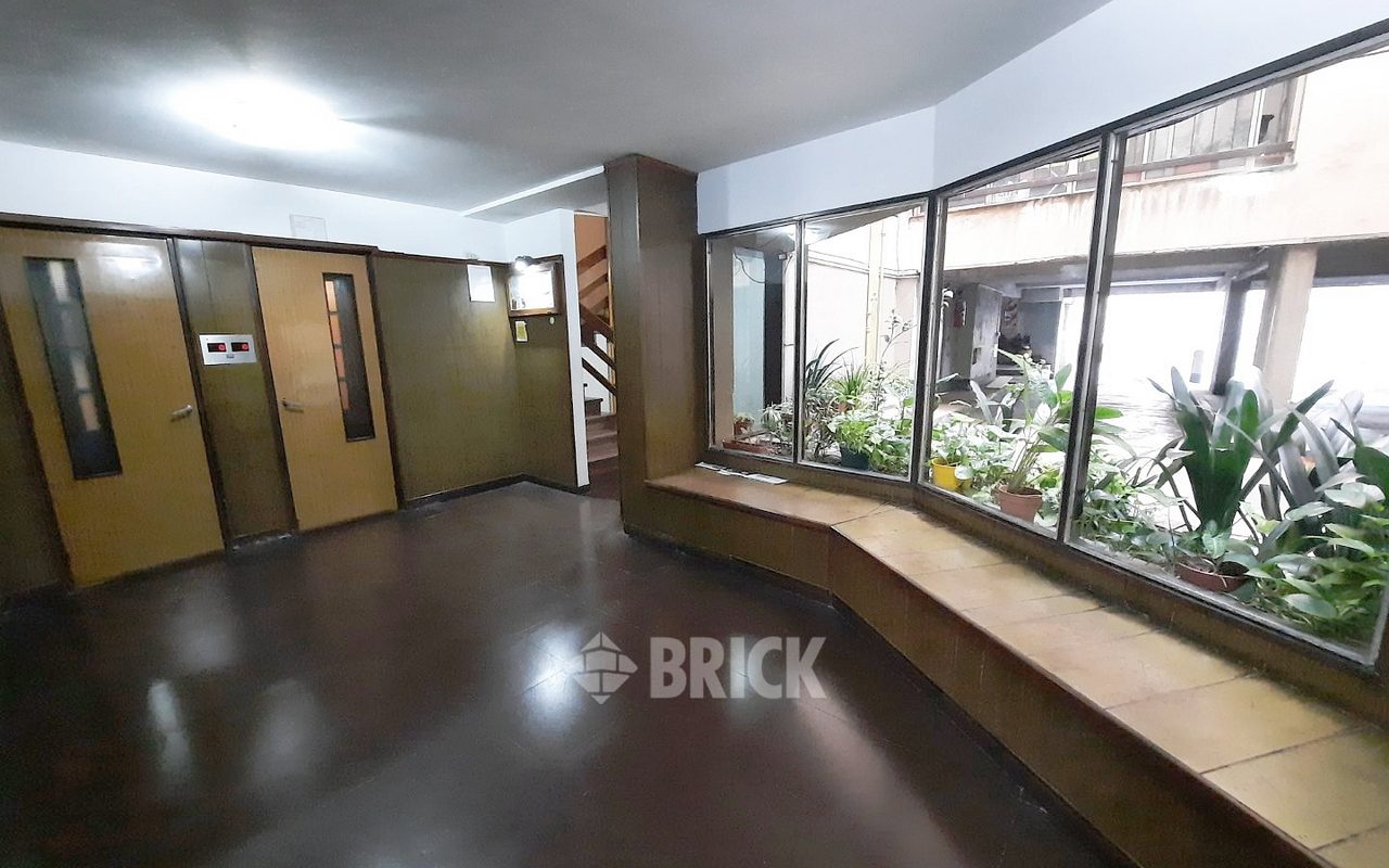 INDEPENDENCIA, AV. al 900 Piso 5 16