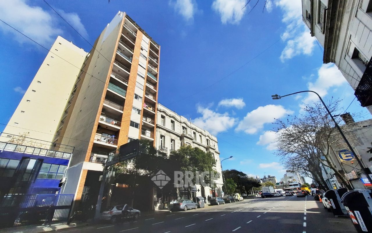 INDEPENDENCIA, AV. al 900 Piso 5 20