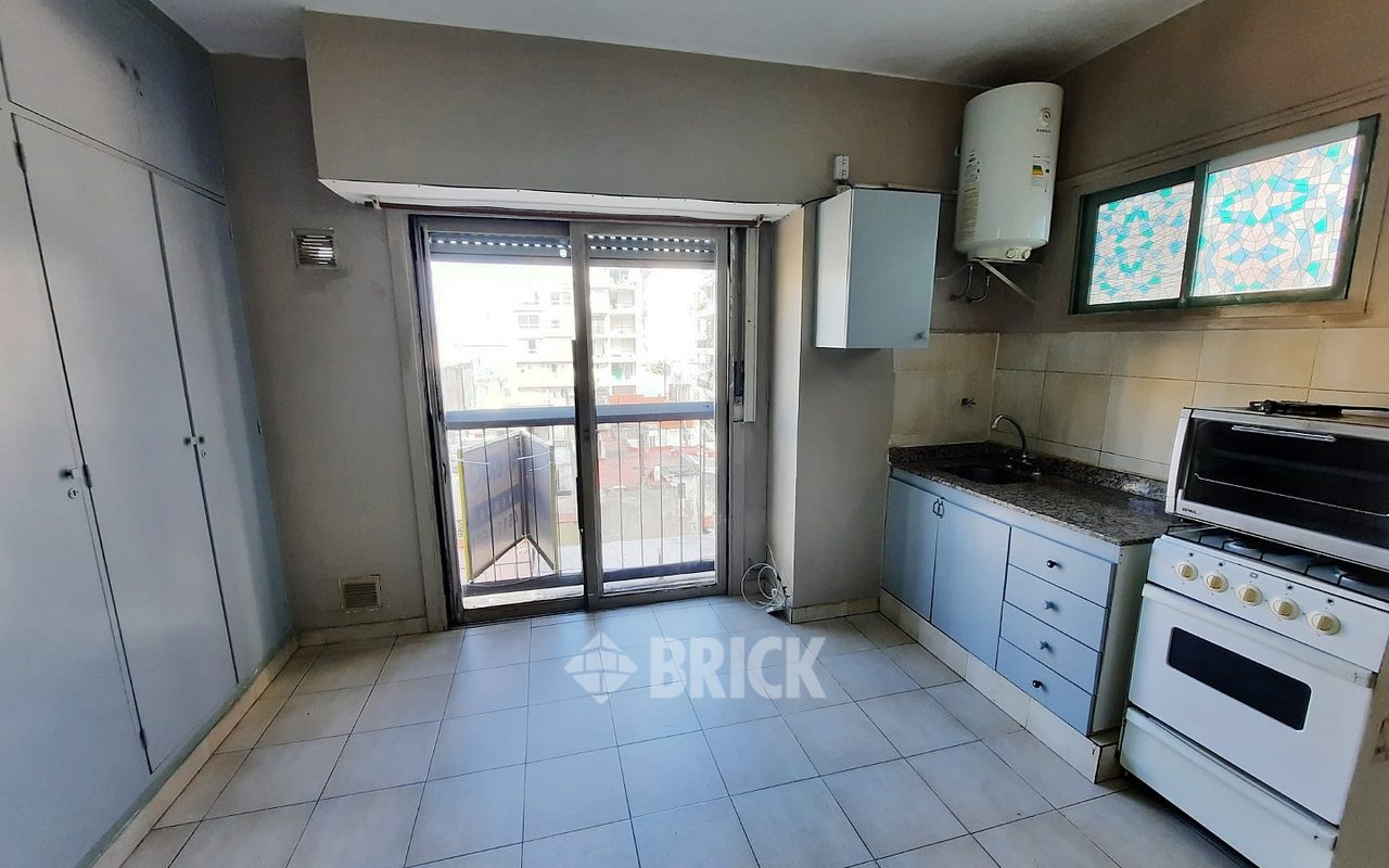 INDEPENDENCIA, AV. al 900 Piso 5 4