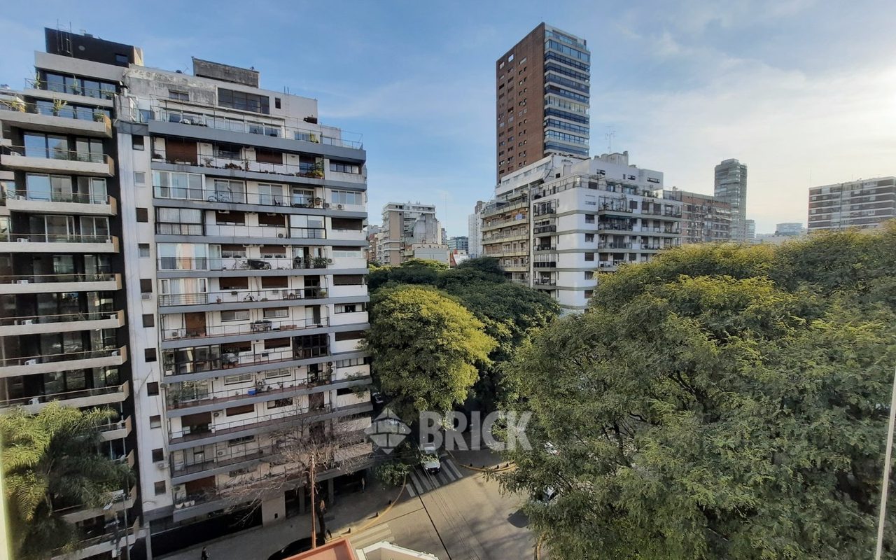 OLLEROS, AV. al 1600 Piso 8 14