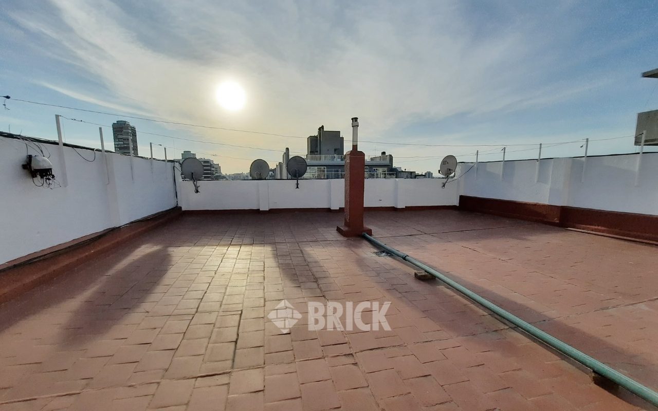 OLLEROS, AV. al 1600 Piso 8 19