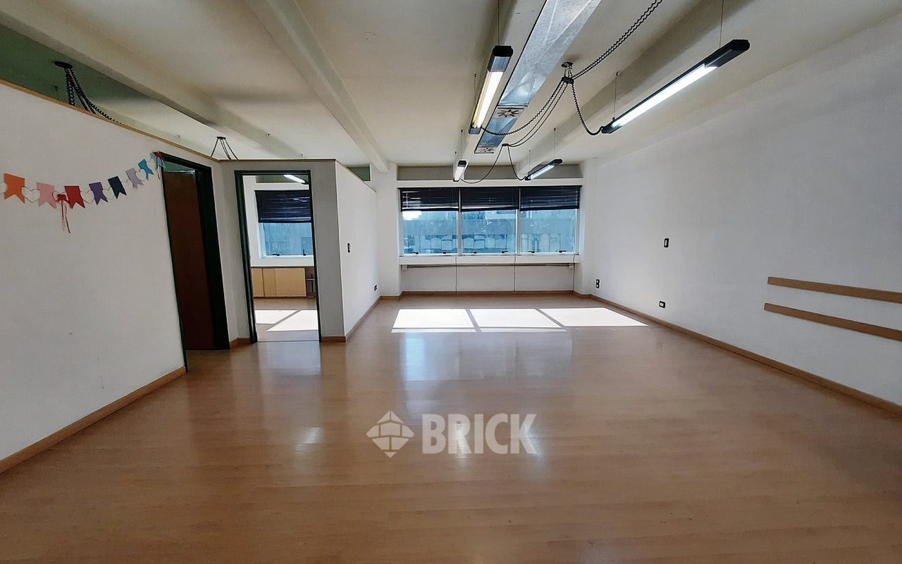 CORRIENTES, AV. al 1800 Piso 7 3