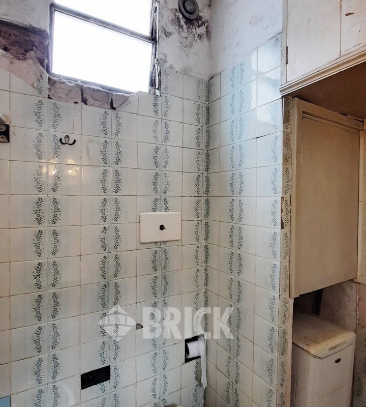 COBO, AV. al 1400 Piso 3 9