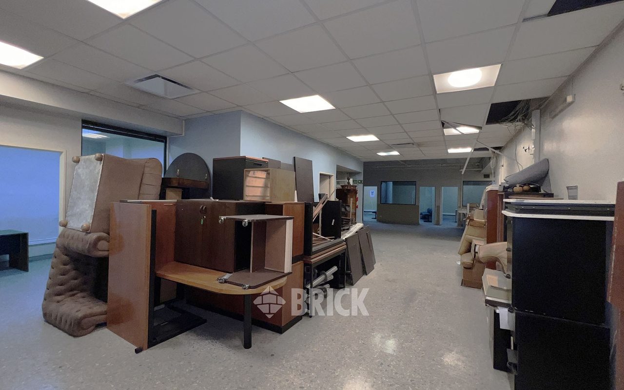 SUIPACHA al 400 Piso PB Y 1° Sub. Loc. 1 12