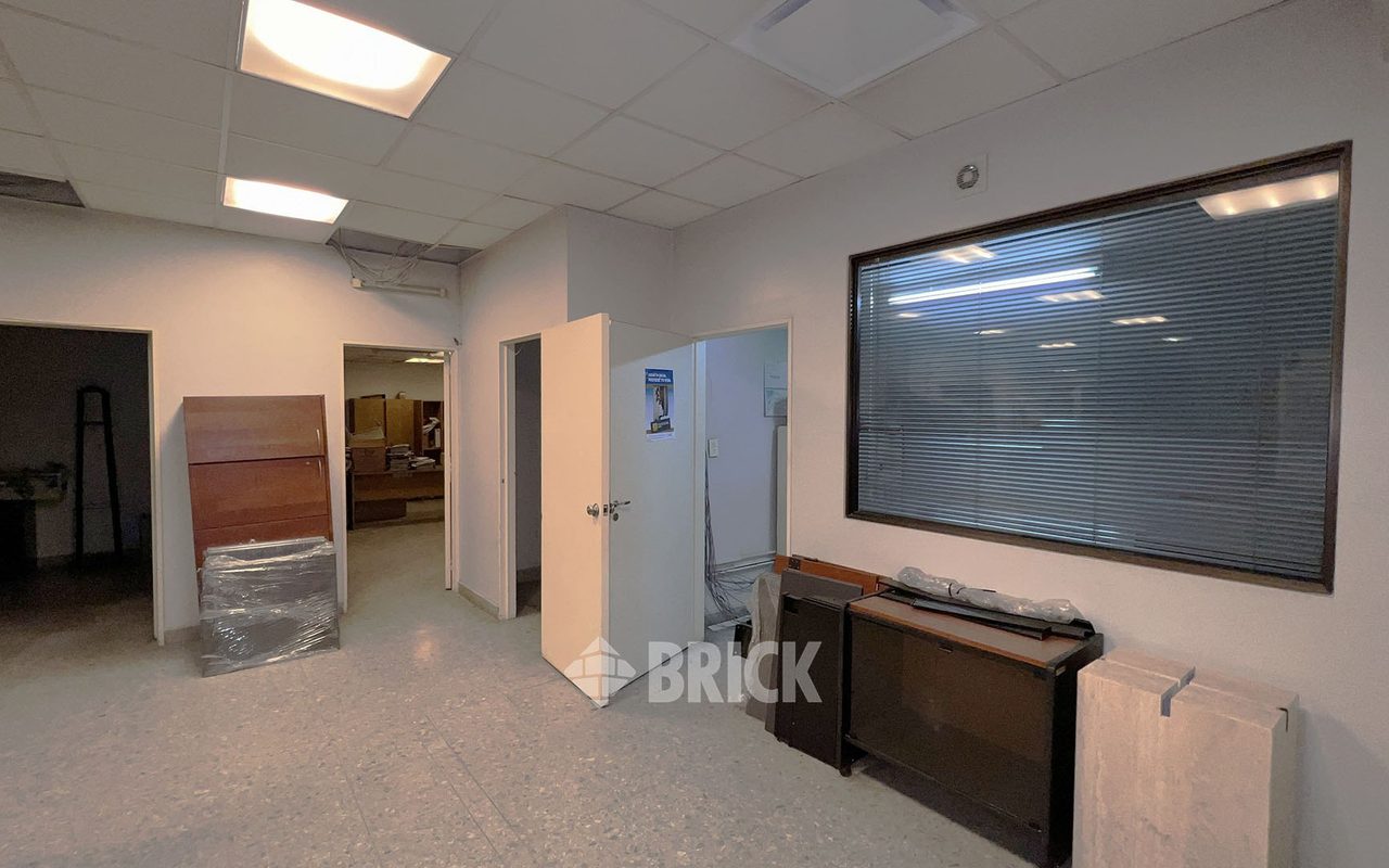 SUIPACHA al 400 Piso PB Y 1° Sub. Loc. 1 13