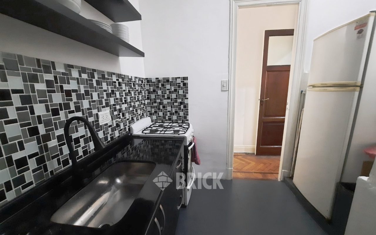 URUGUAY al 100 Piso 2 25