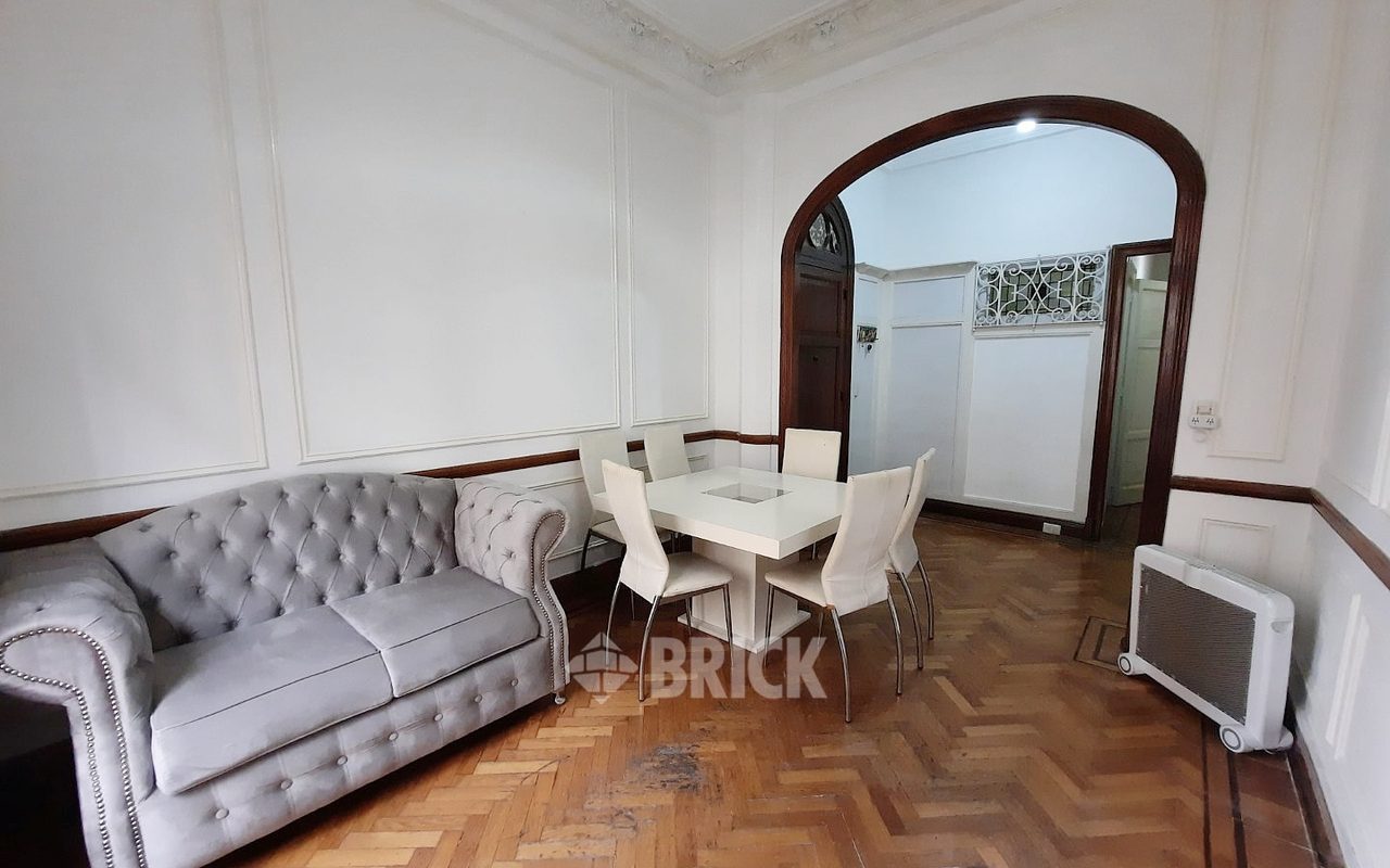 URUGUAY al 100 Piso 2 4