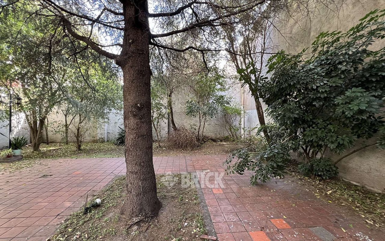 CALVO, CARLOS al 2100 Piso 14 14