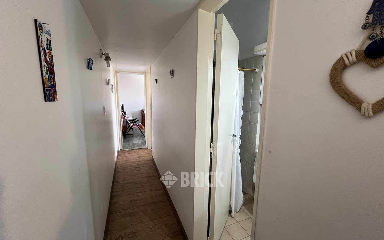 CALVO, CARLOS al 2100 Piso 14 5