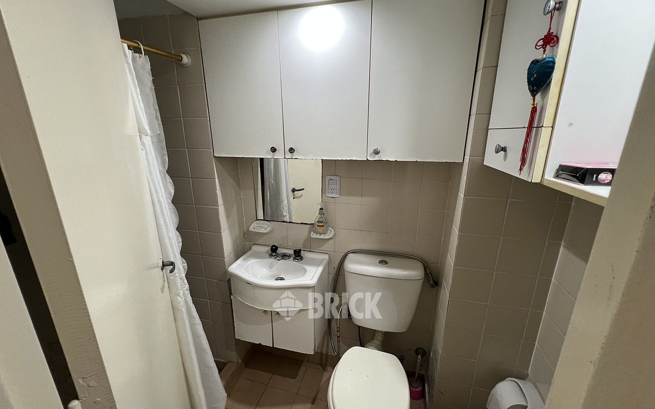 CALVO, CARLOS al 2100 Piso 14 6