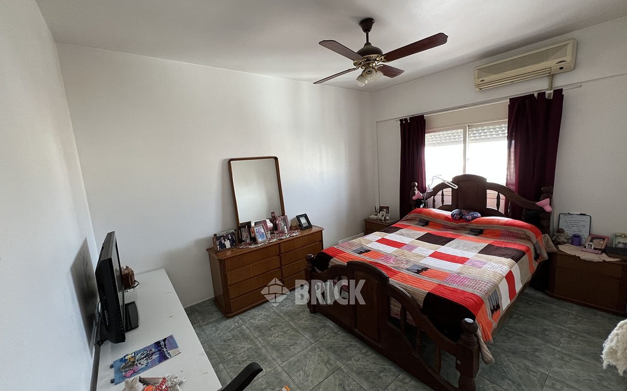 CALVO, CARLOS al 2100 Piso 14 9