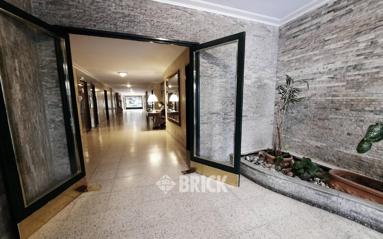 CORONEL DIAZ, AV. al 2100 Piso PB 24