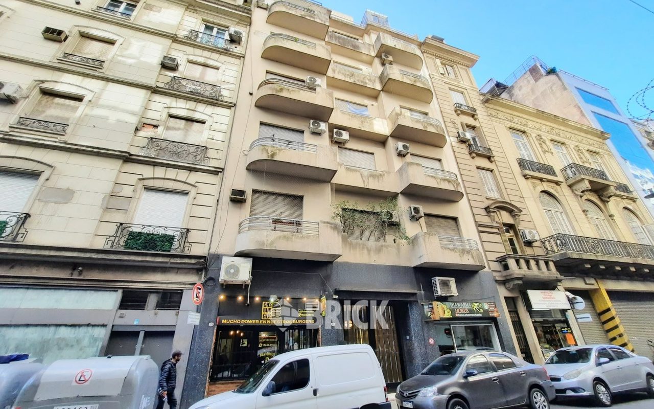 TUCUMAN al 900 Piso 7 30