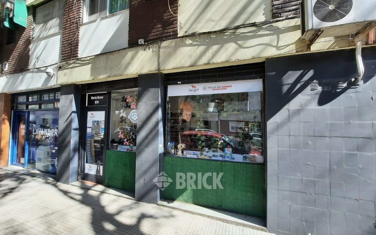 BRAVO, MARIO al 800 12