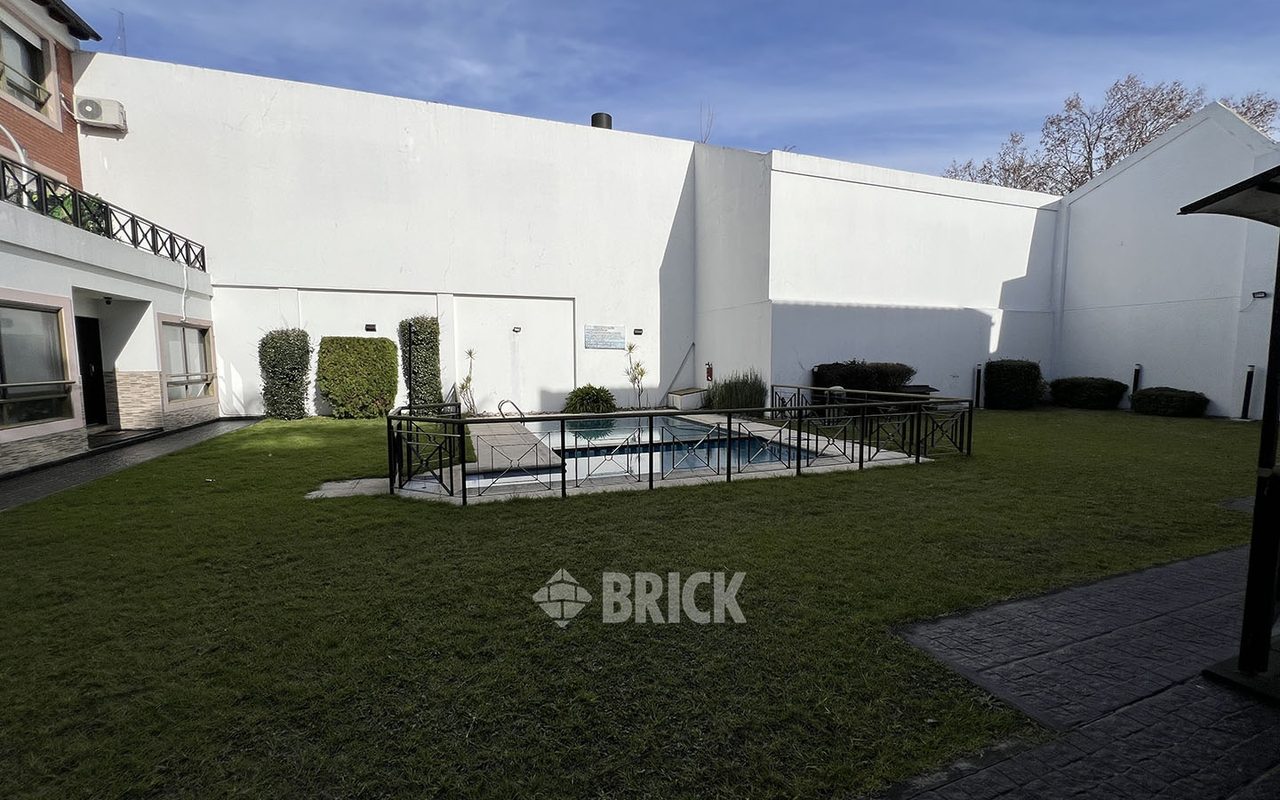 SEGUI, FCO. JOSE al 500 Piso PB 24