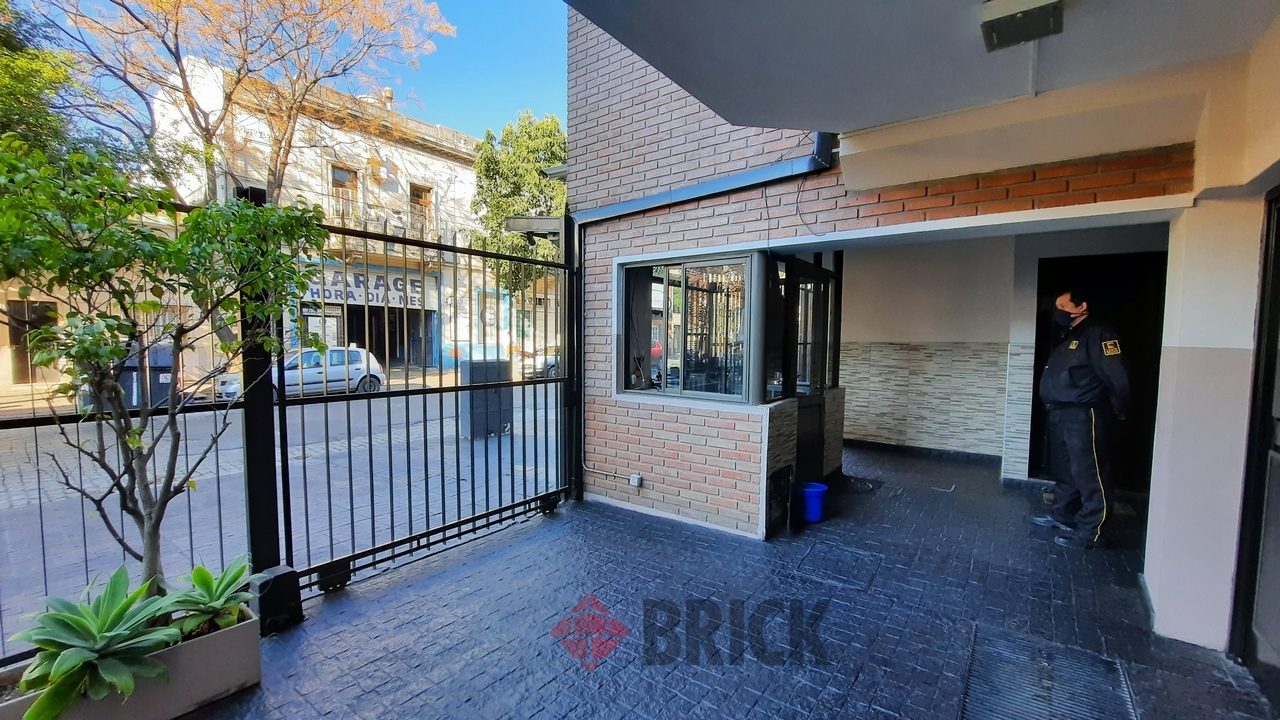 SEGUI, FCO. JOSE al 500 Piso PB 32