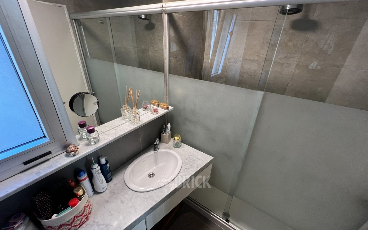 ALVAREZ, DONATO, T. GRAL. al 200 Piso 4 20