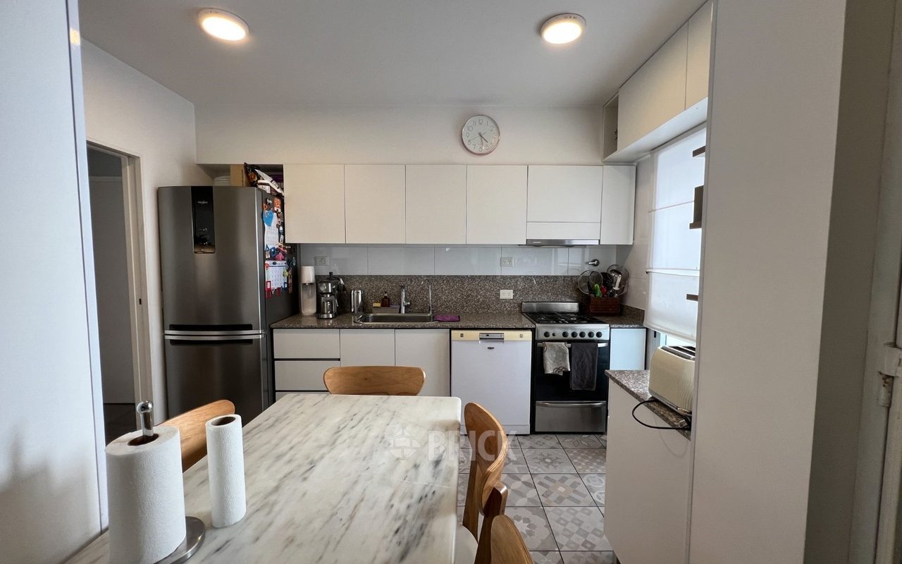 ALVAREZ, DONATO, T. GRAL. al 200 Piso 4 23