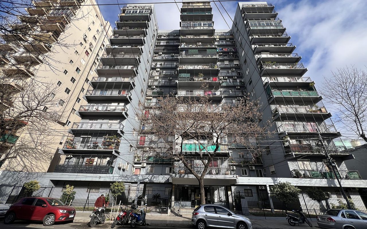 ALBERTI al 1600 Piso 9 14