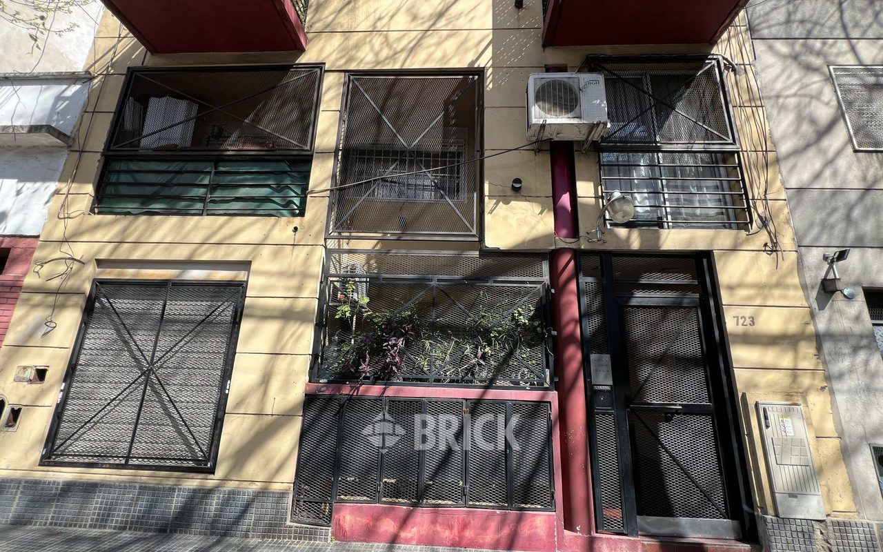 URQUIZA al 700 Piso PB 11