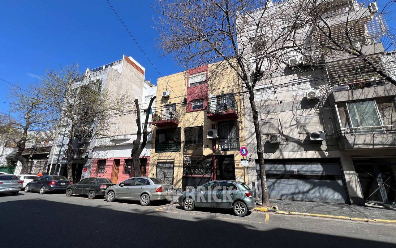 URQUIZA al 700 Piso PB 12