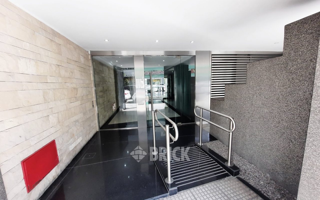 PARAGUAY al 3900 Piso 2 25