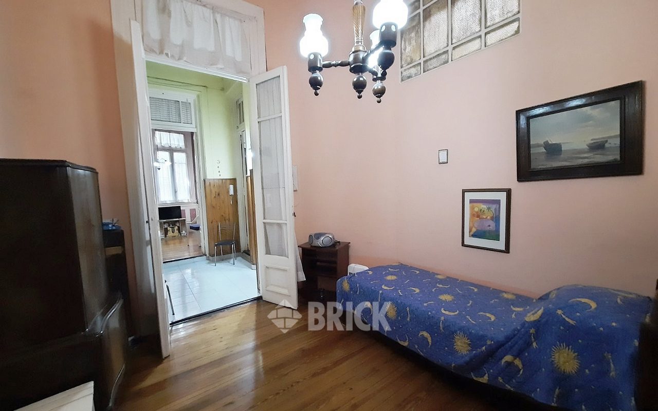 LAPRIDA al 1200 Piso PB 14