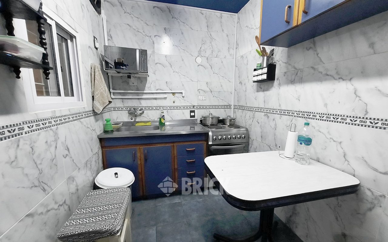 LAPRIDA al 1200 Piso PB 18