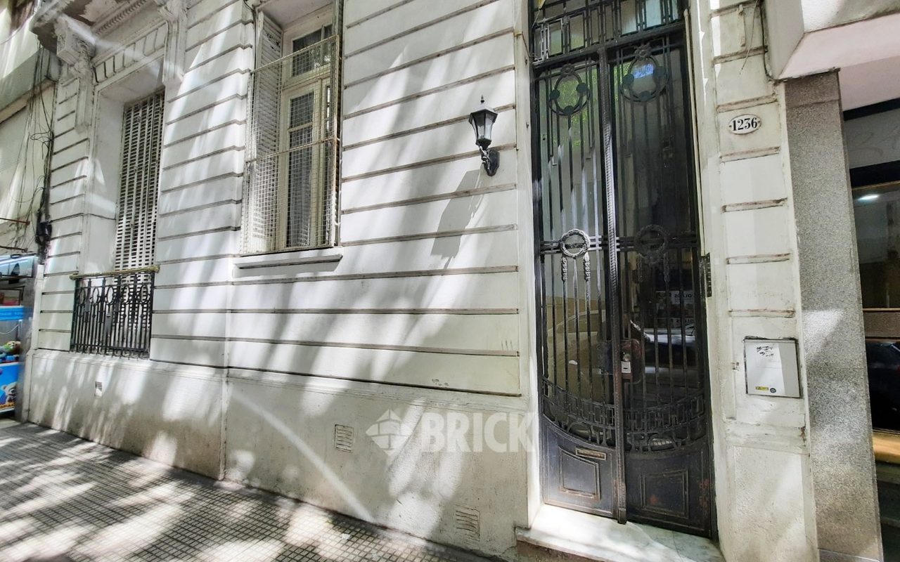 LAPRIDA al 1200 Piso PB 29