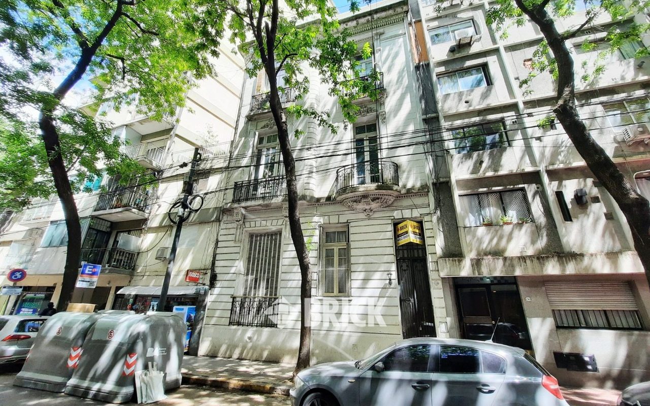 LAPRIDA al 1200 Piso PB 30