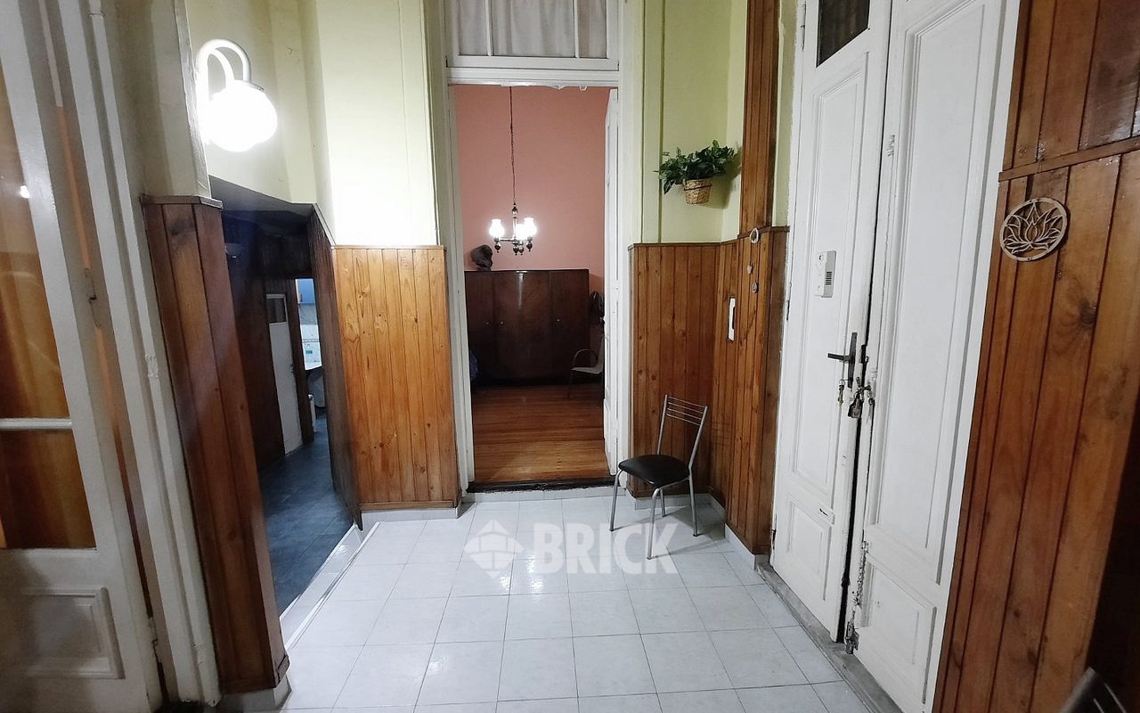 LAPRIDA al 1200 Piso PB 5