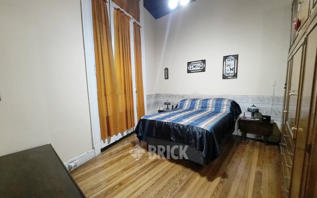 LAPRIDA al 1200 Piso PB 8