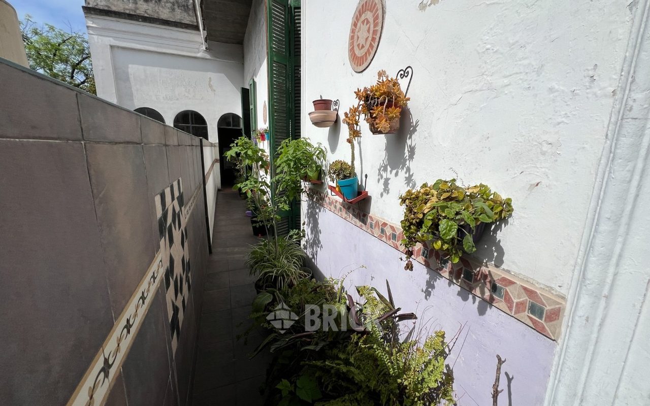 ALBERDI, JUAN B., AV. al 3200 Piso 1 15