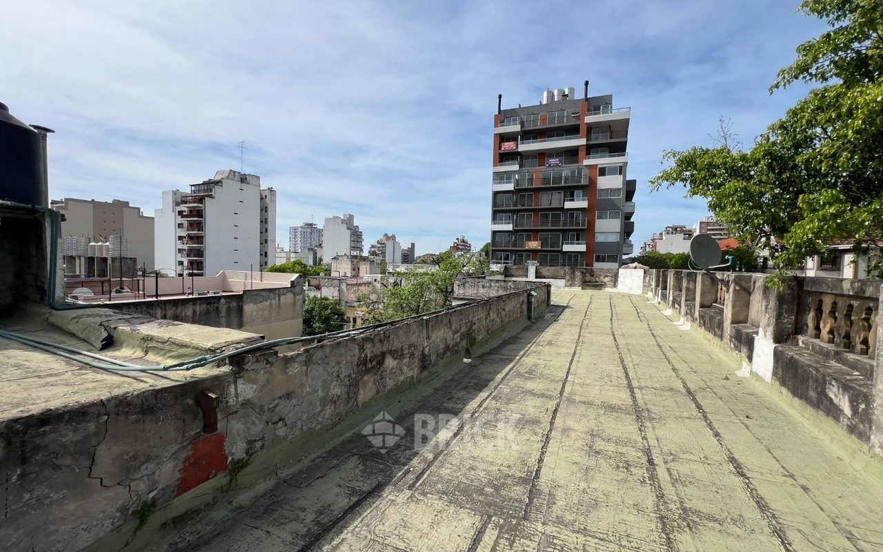 ALBERDI, JUAN B., AV. al 3200 Piso 1 27