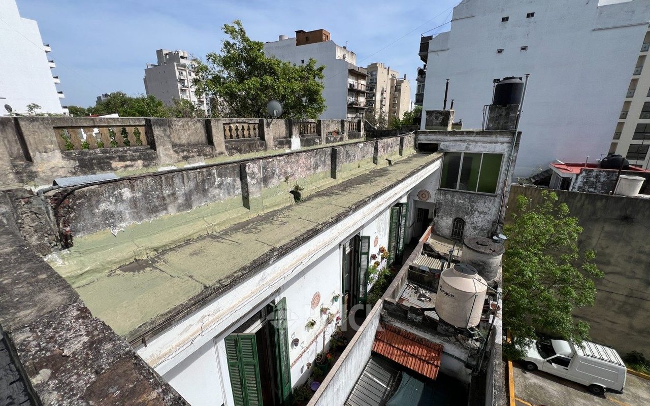 ALBERDI, JUAN B., AV. al 3200 Piso 1 28