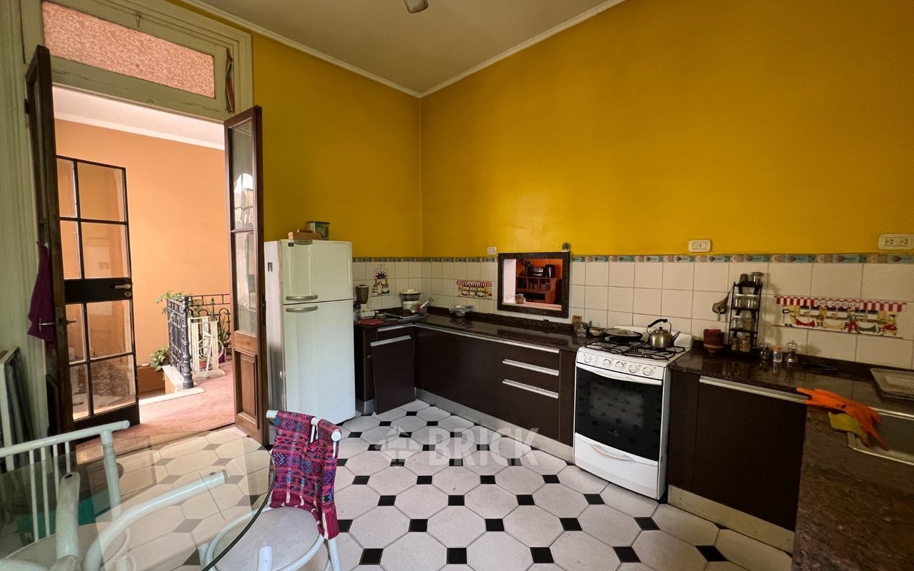 ALBERDI, JUAN B., AV. al 3200 Piso 1 9