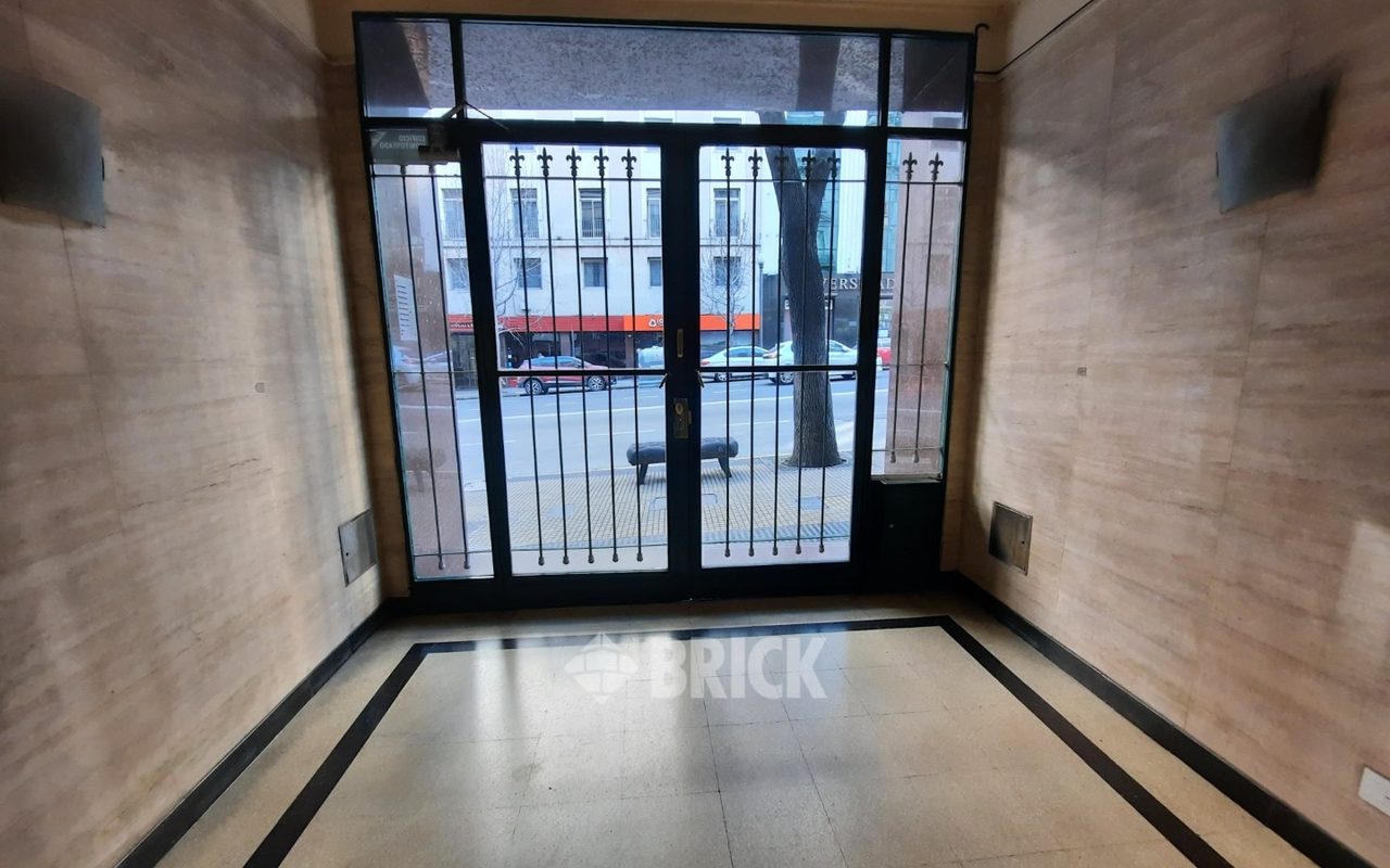 CORDOBA, AV. al 300 Piso 6 23