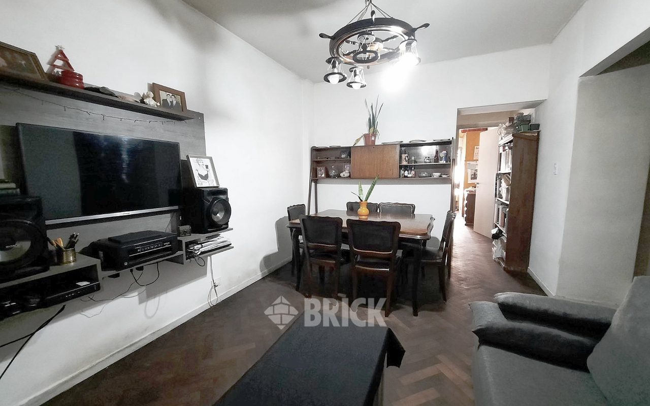 CORDOBA, AV. al 300 Piso 6 4