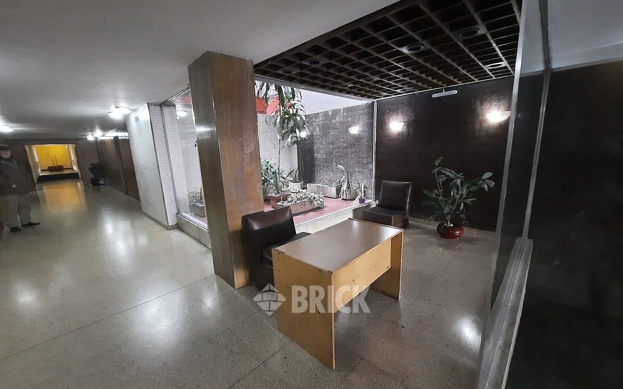 MITRE, BARTOLOME al 1100 Piso 6 23