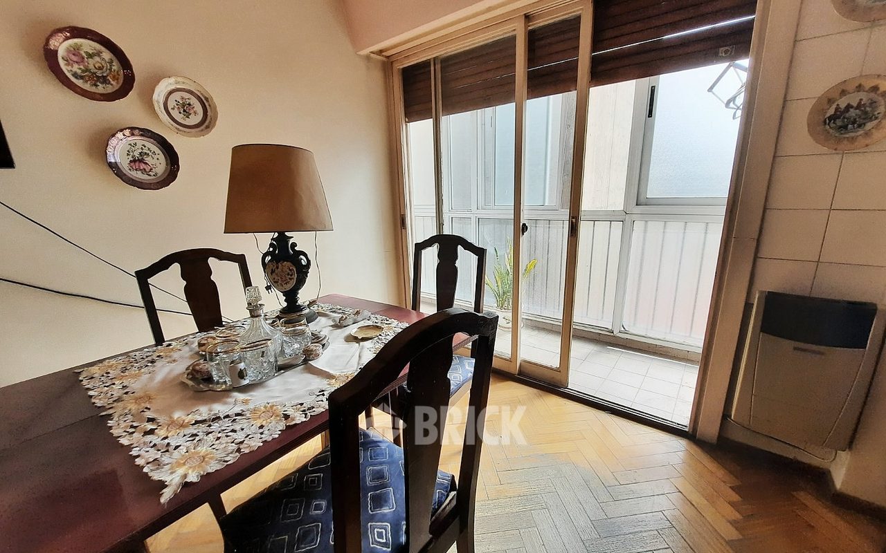 MITRE, BARTOLOME al 1100 Piso 6 3