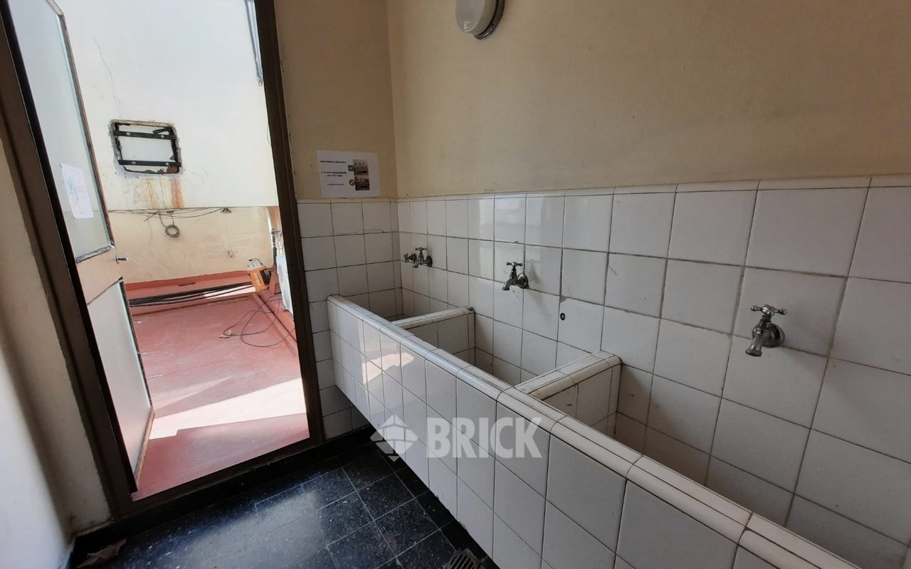 THAMES al 2100 Piso 4 26