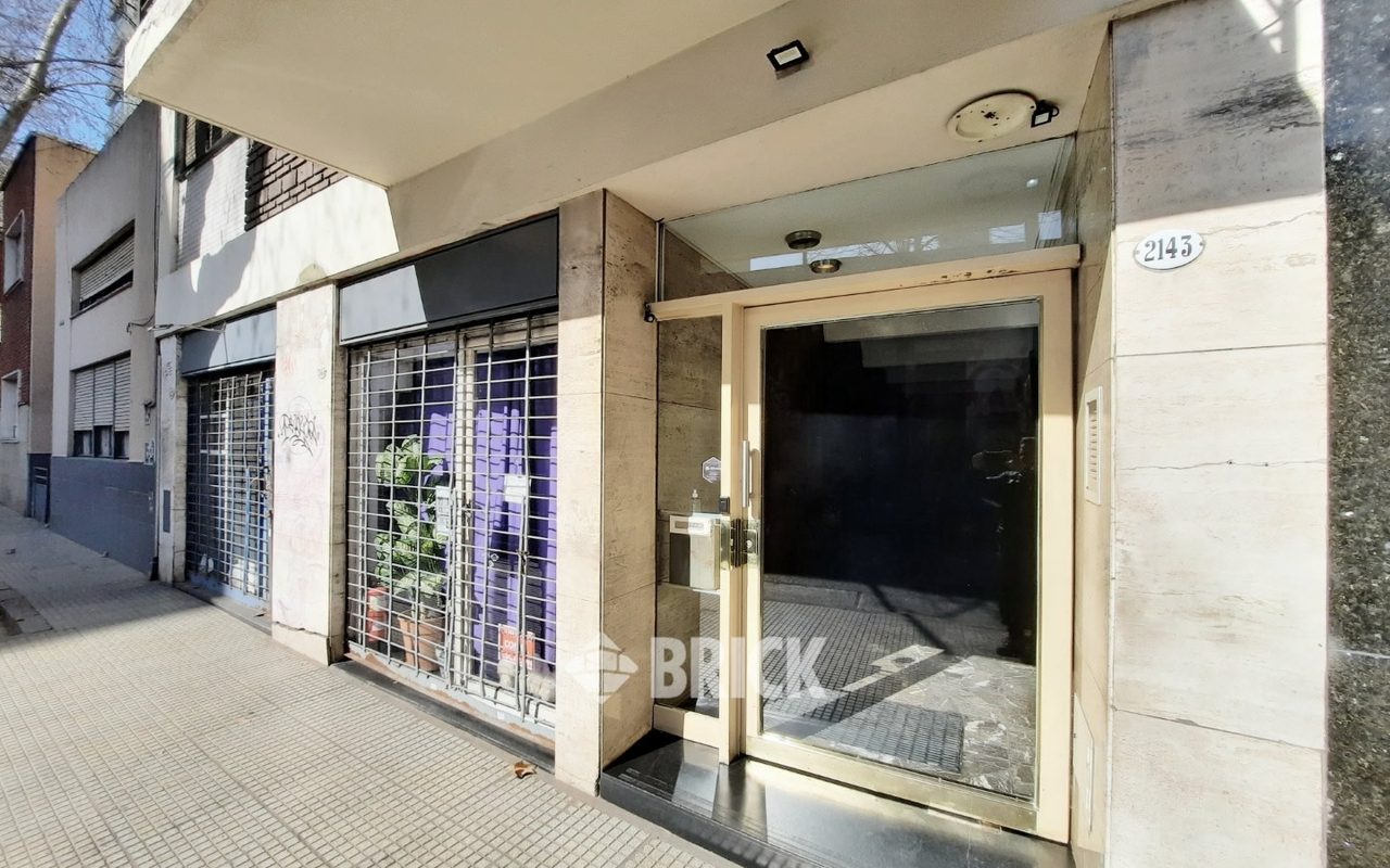 THAMES al 2100 Piso 4 31