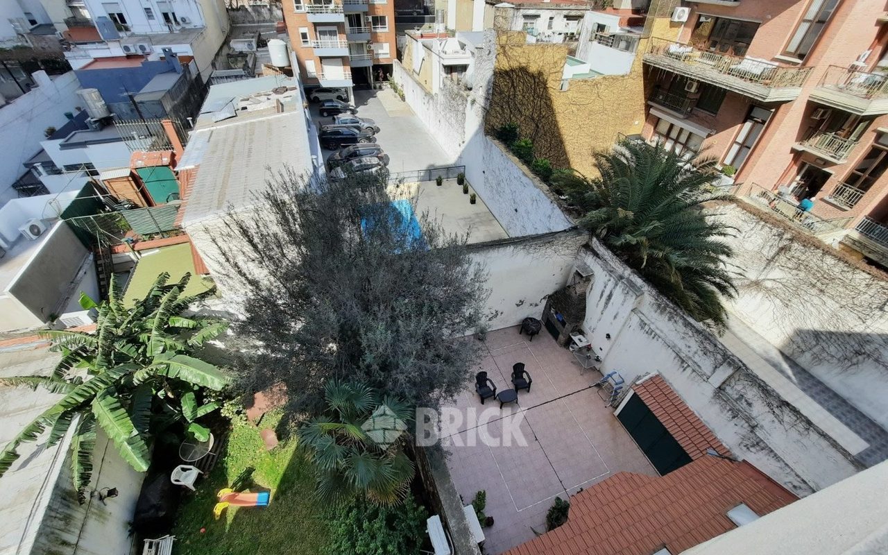 THAMES al 2100 Piso 4 7