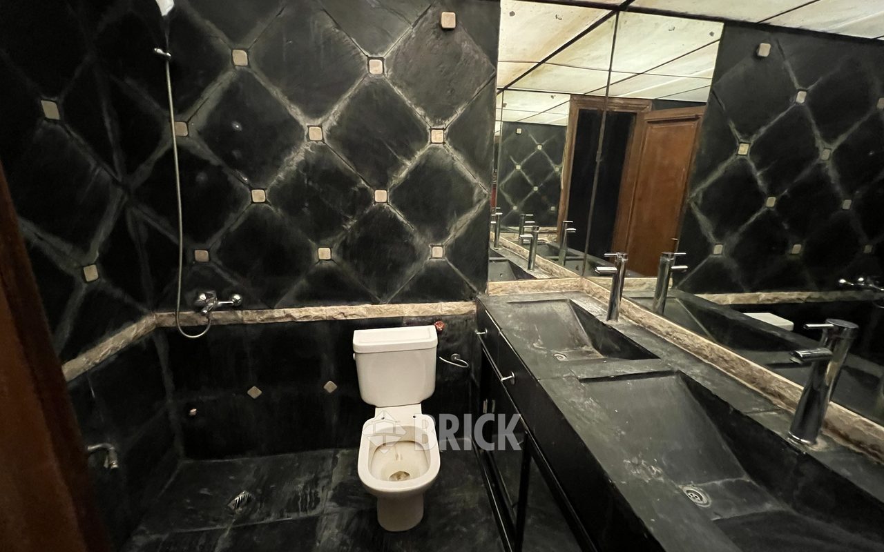 BACACAY al 2500 Piso PB 9