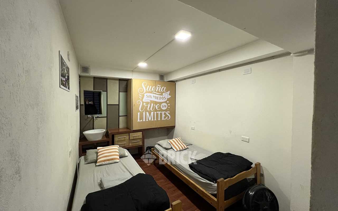 URIARTE al 1800 Piso PB 24