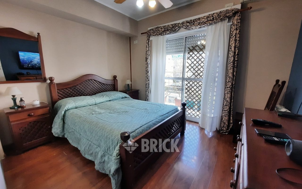 SANTA FE, AV. al 4900 Piso 6 11