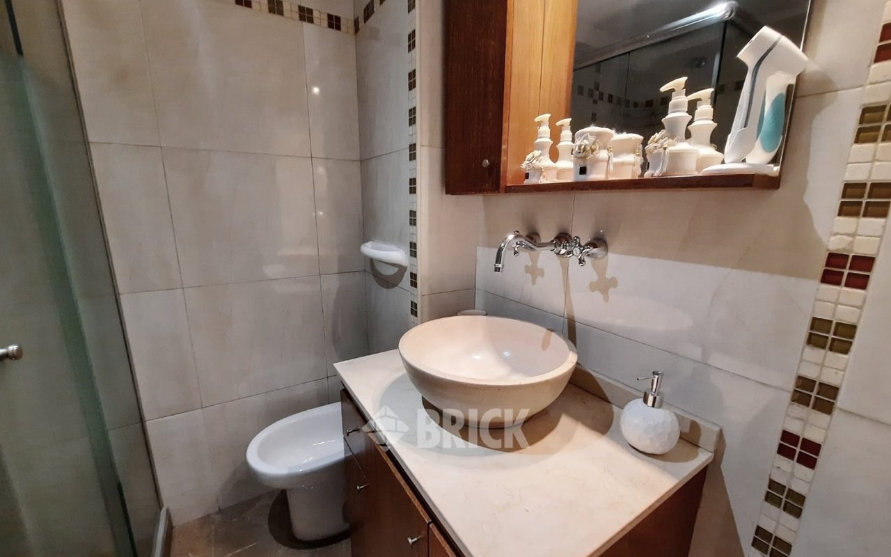 SANTA FE, AV. al 4900 Piso 6 24