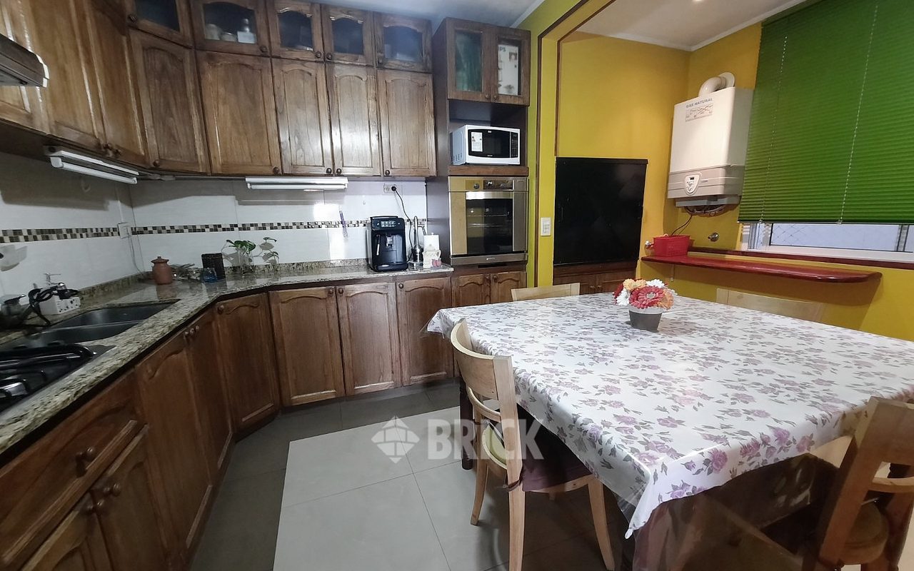 SANTA FE, AV. al 4900 Piso 6 28