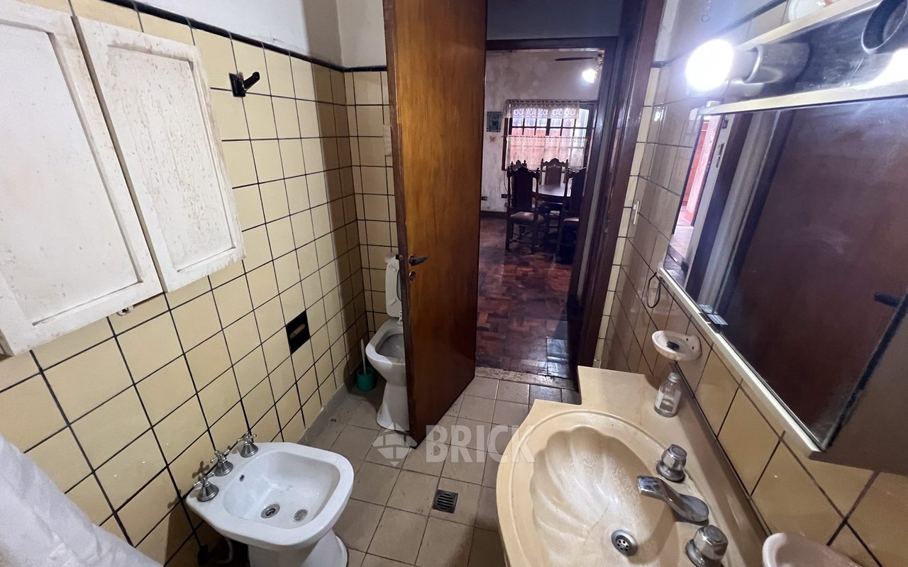 MONTIEL al 900 Piso 1 10